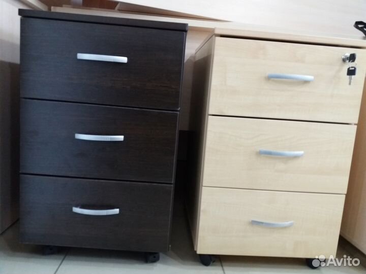 Новая мебель офисная