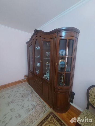 Стенка горка в гостиную новая