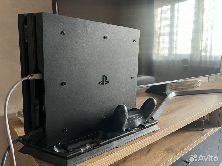Sony playstation 4 pro 1tb