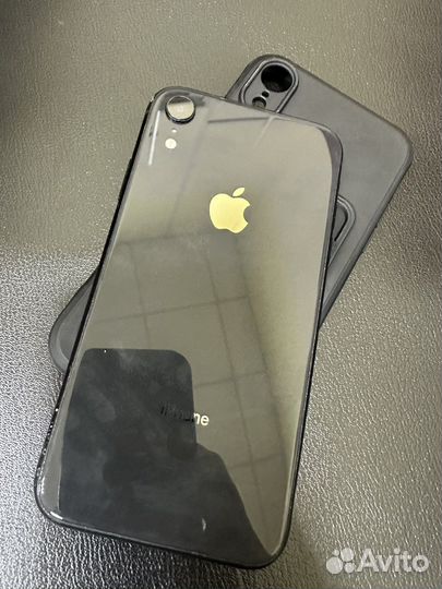iPhone Xr, 64 ГБ