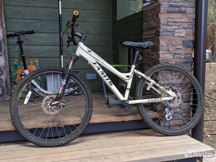 Велосипед Jamis Xtrail 2.0