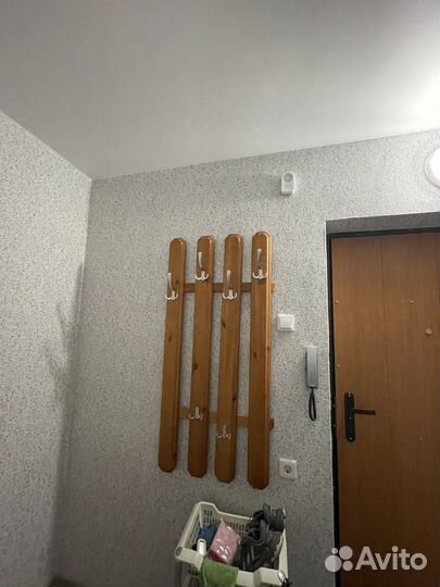 Вешалка для верхней одежды