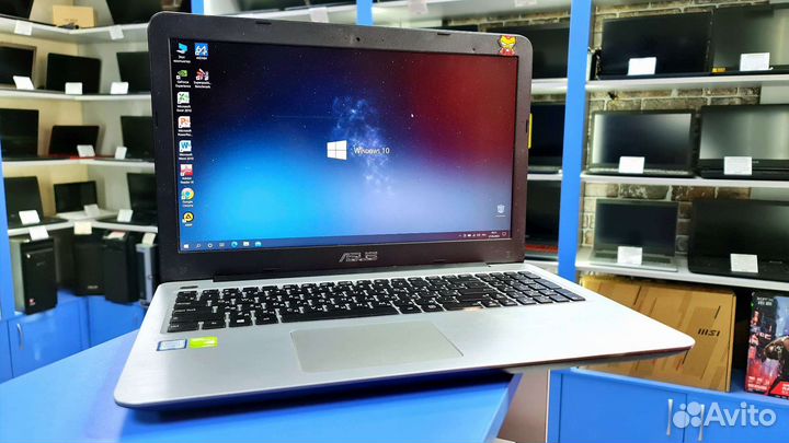 Ноутбук Asus 15.6