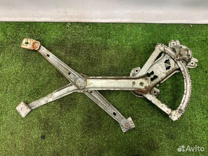 Стеклоподъемный механизм передний левый