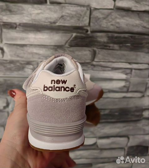 Детские кроссовки для девочки новые