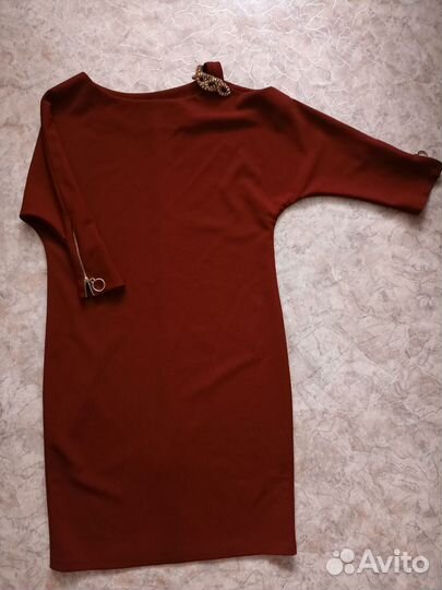 Платье женское 46 48