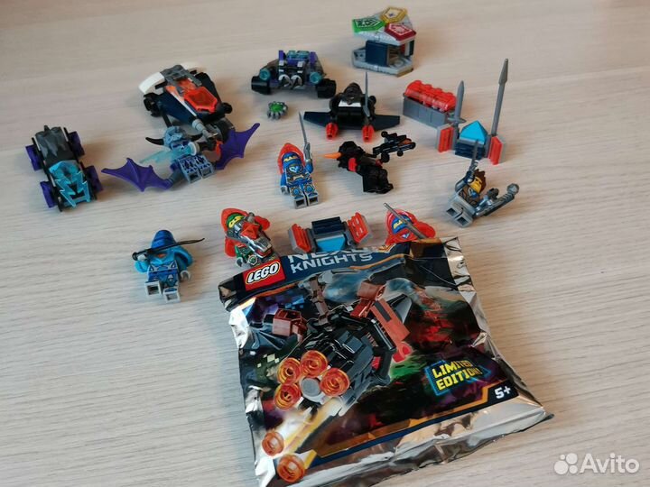 Минифигурки Lego Hexo Knights