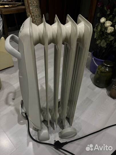 Масляный обогреватель Vitek 1000 Вт