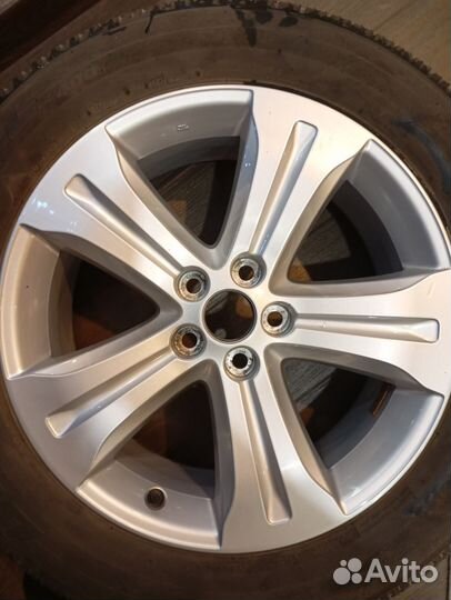 Запасное колесо шторки багажника и подставник