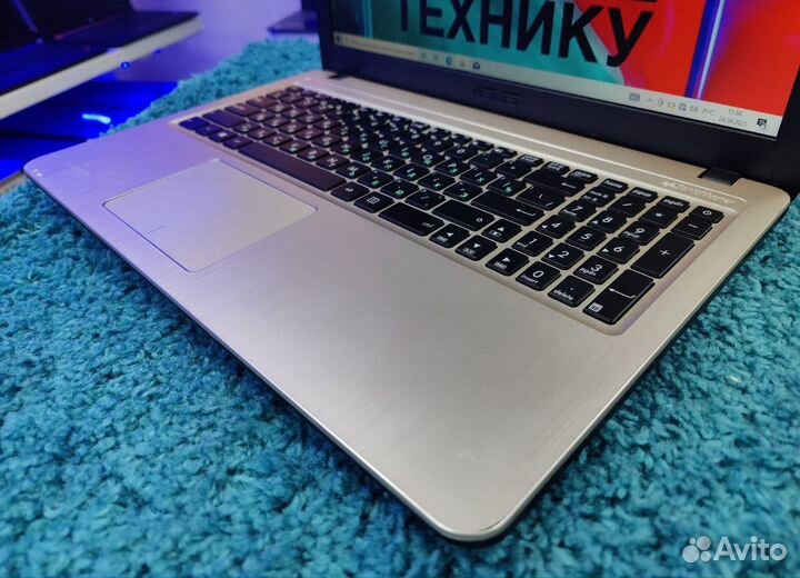Новенький/Золотой Asus/15.6/Intel/Рассрочка