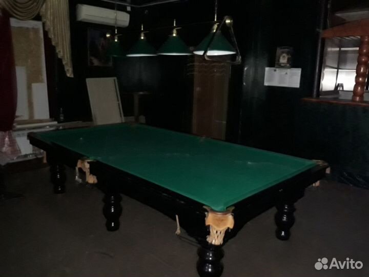 Бильярдный стол