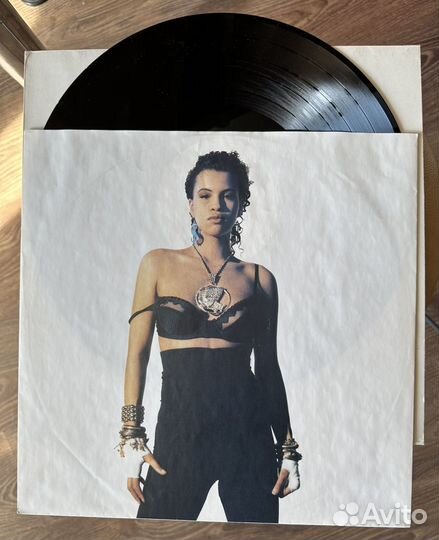 Neneh Cherry – Raw Like Sushi винил оригинал 1989г