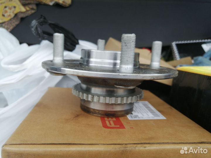 Задняя ступица ниссан вингроуд 1999г