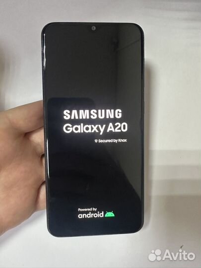 Samsung Galaxy A20, 3/32 ГБ