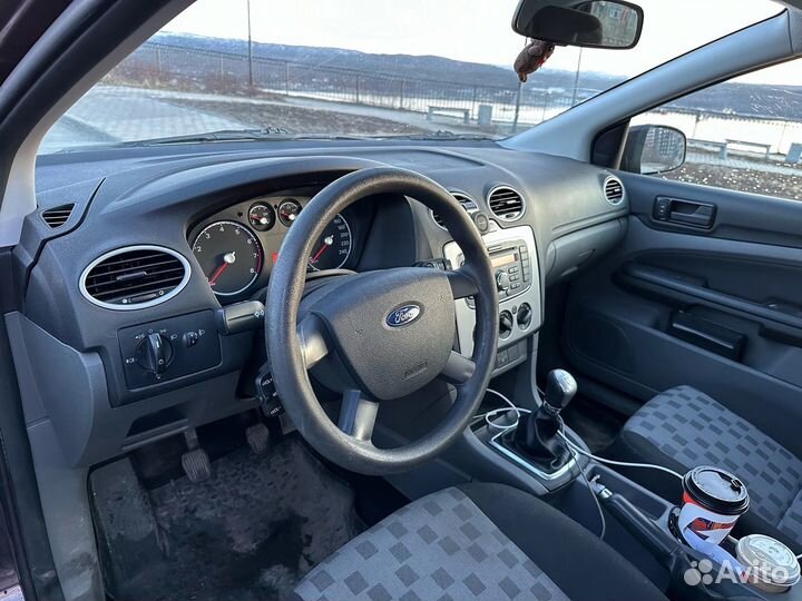 Ford Focus 1.4 МТ, 2010, 149 380 км
