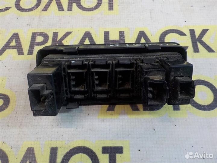 Блок кнопок Hyundai Sonata VI (YF) 2010-2014