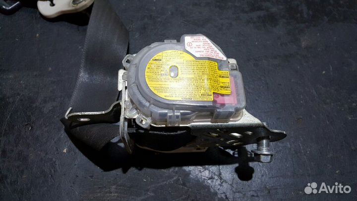 Ремень безопасности передний левый Subaru Forester