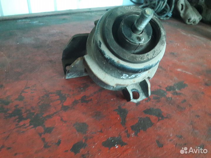 Actyon new - подушка двигателя правая