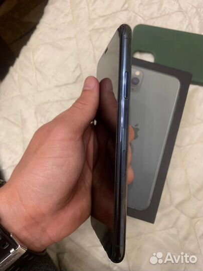 iPhone 11 Pro Max, 64 ГБ