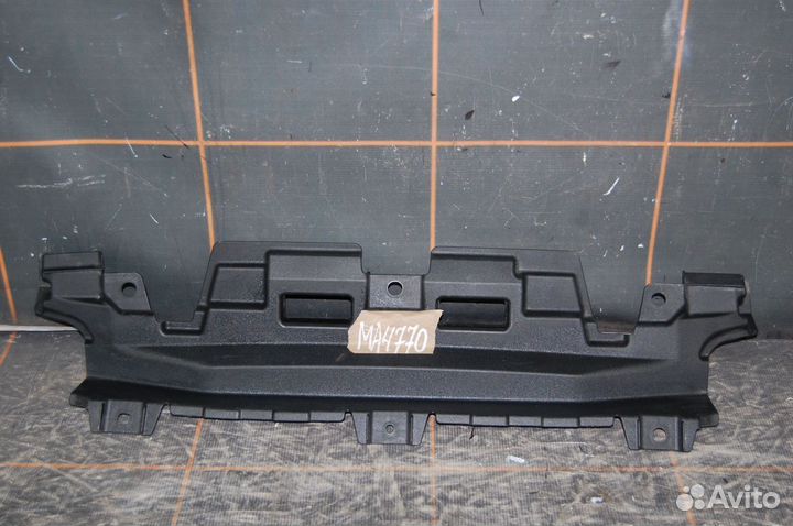 Накладка бампера переднего - Toyota Land Cruiser