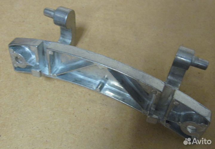 Петля люка (кронштейн) для стиральной машины BO