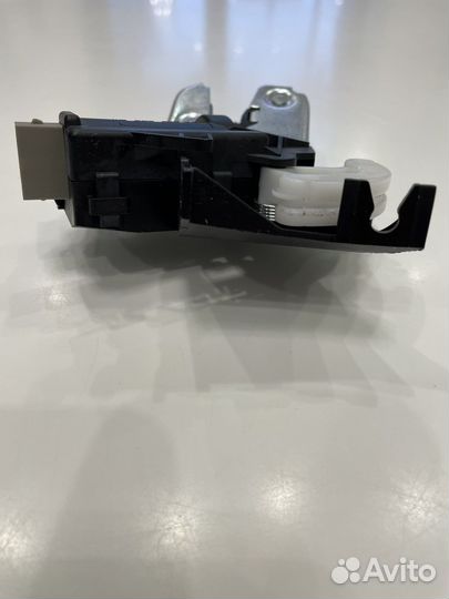 Замок крышки бакажника Audi/Volkswagen