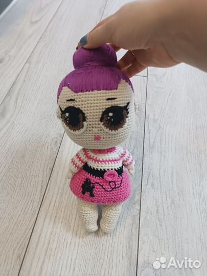 Вязаная кукла лол