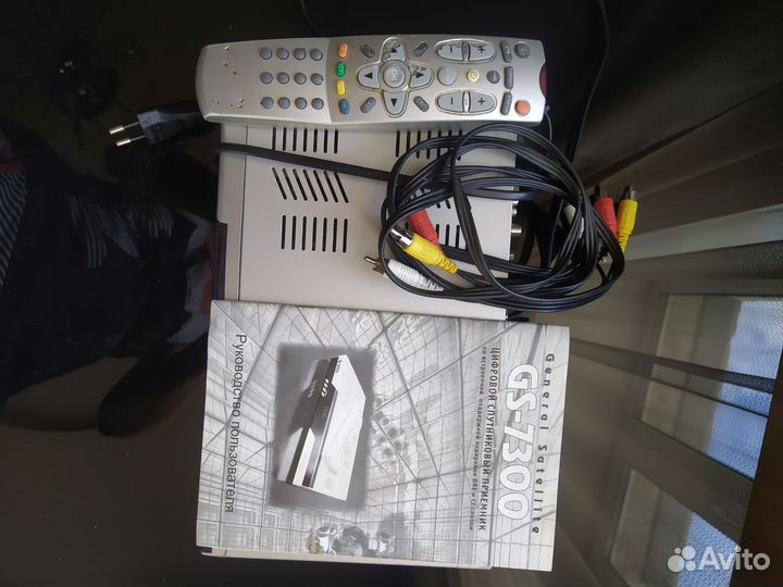 Цифровой спутниковый приемник GS-7300 ресивер