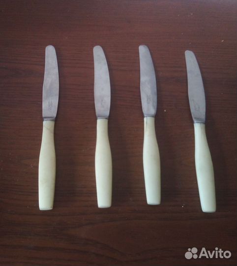 Нож кухонный столовый