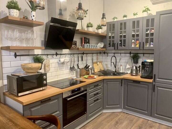 2-к. квартира, 66 м², 2/5 эт.