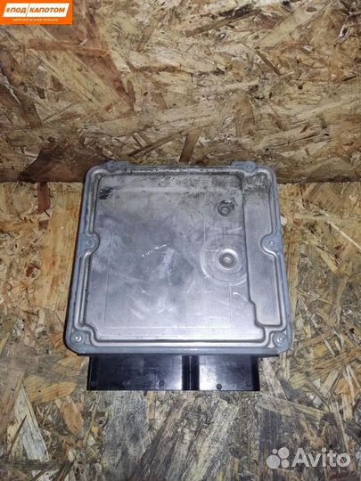 Блок управления двигателем Volkswagen Passat B6