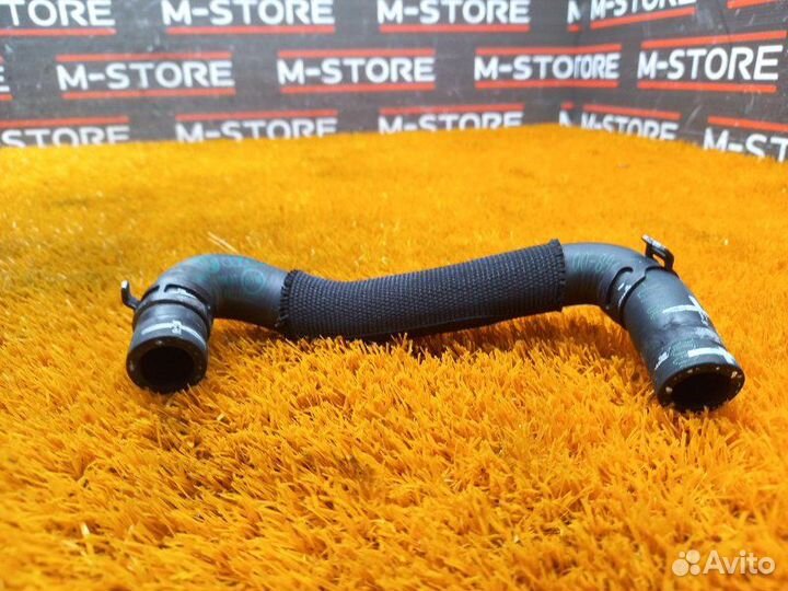 Патрубок дополнительной помпы Volkswagen Golf 1K