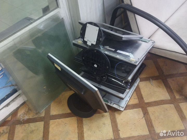 Мониторы ЖК неисправные