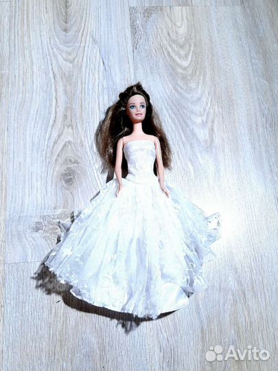 Кукла в платье