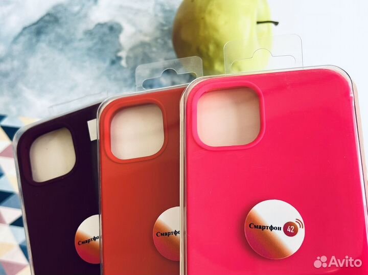 Чехол на iPhone 13