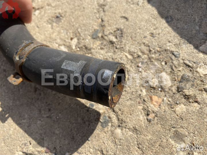 Патрубок охлаждающей жидкости отопителя (подача) D