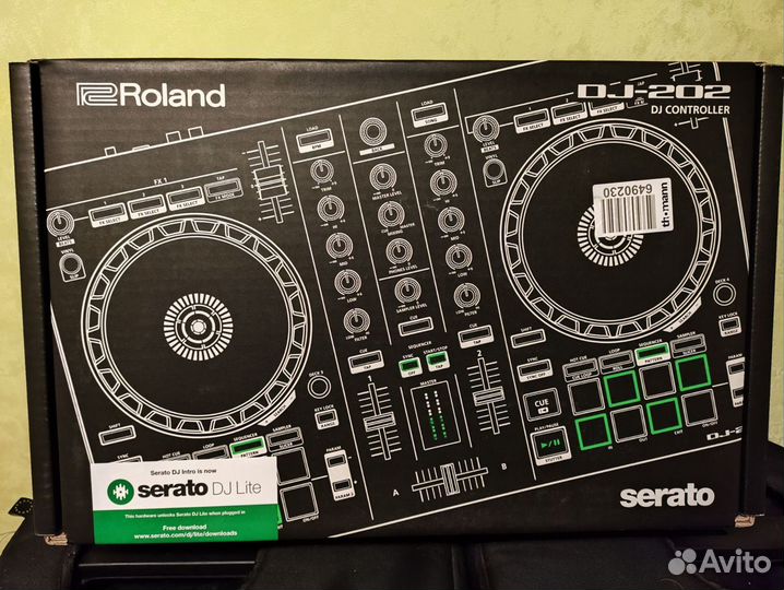 Dj контроллер Roland DJ-202
