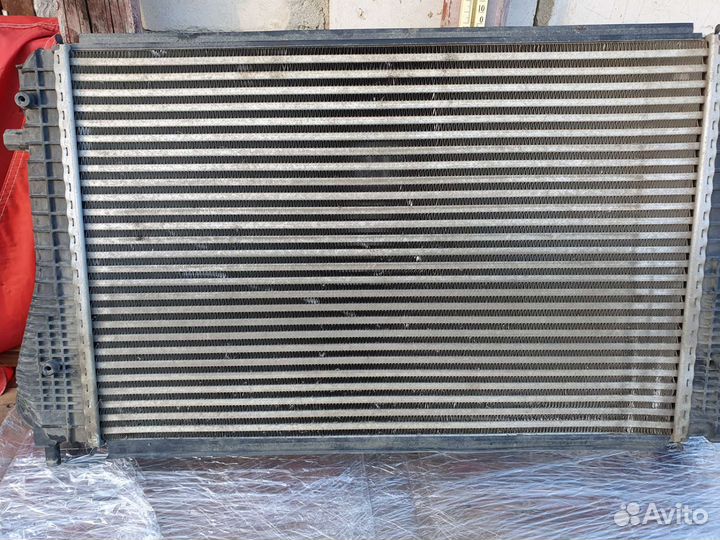 Радиатор интеркулера VAG