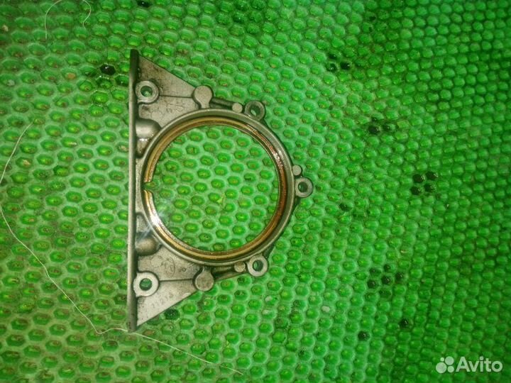 Задняя крышка двигателя Hyundai Accent