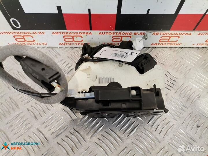 Замок двери задней левой seat Toledo 4 2013