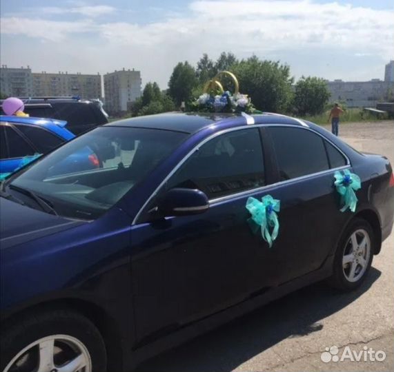 Украшение машины на свадьбу