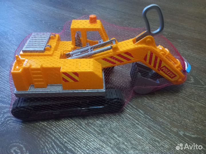 Гусеничный экскаватор полесье