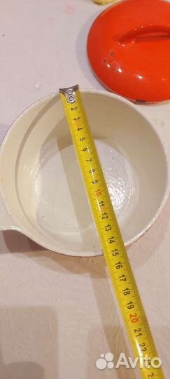 Кастрюля чугунная эмалированная СССР 0,9 л