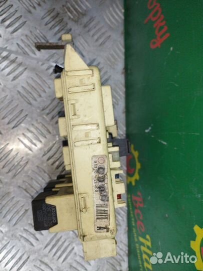 Блок предохранителей в салон Hyundai Elantra Xd