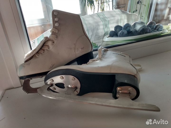 Коньки фигурные