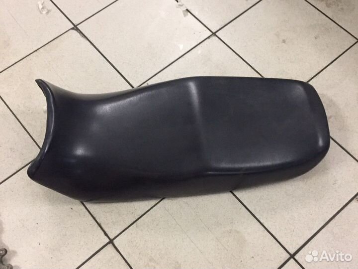 Сидение Suzuki gsx1100f