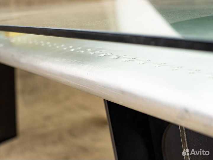 Стол Wing 3 Black Feet