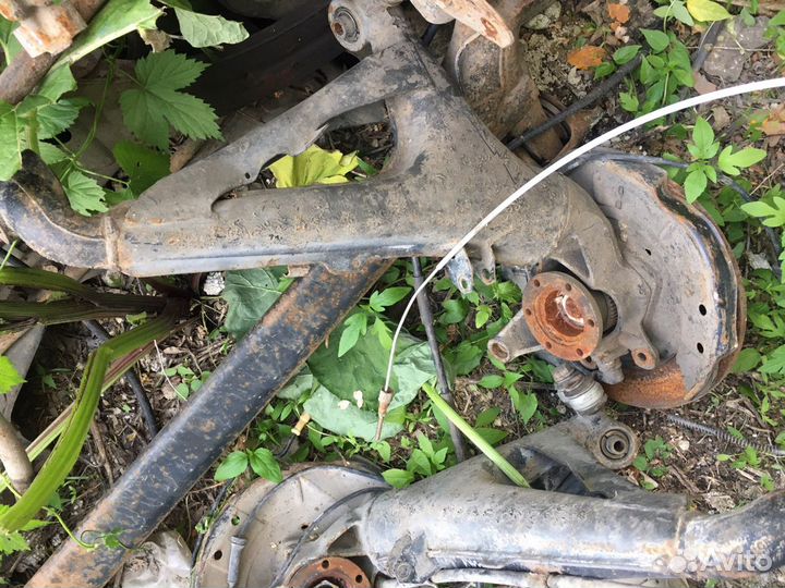 Рычаг задний со ступицей bmw e34