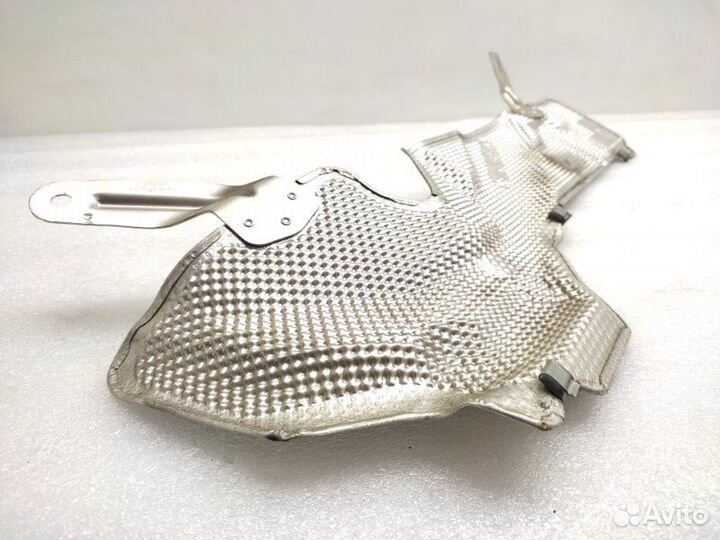 Тепловой экран Bmw 5-Series F10 3.0 2011