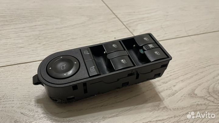 Блок управления стеклоподъемниками Опель